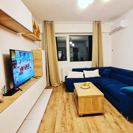 Lux & Confort - Apartament 3 Camere Boekarest Buitenkant foto